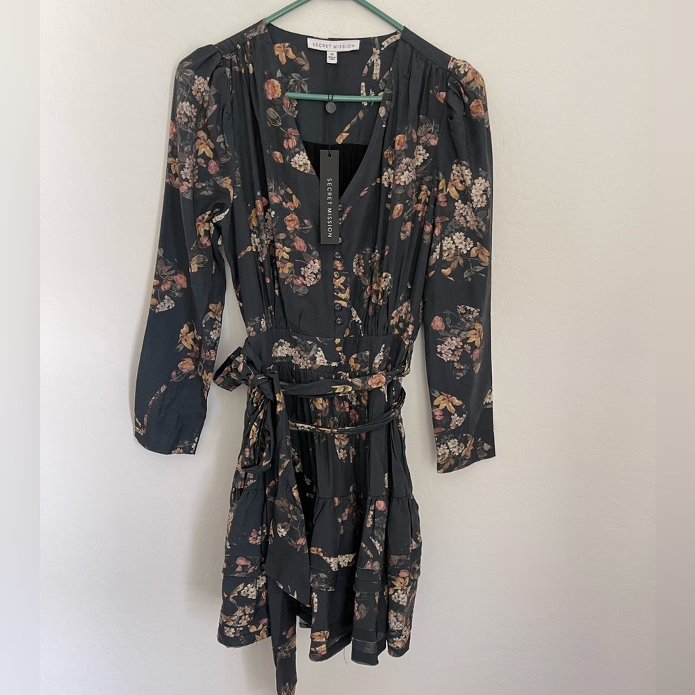 SECRET MISSION Sandie Floral Print Waist-Tie Mini Dress Size XSmall NWT